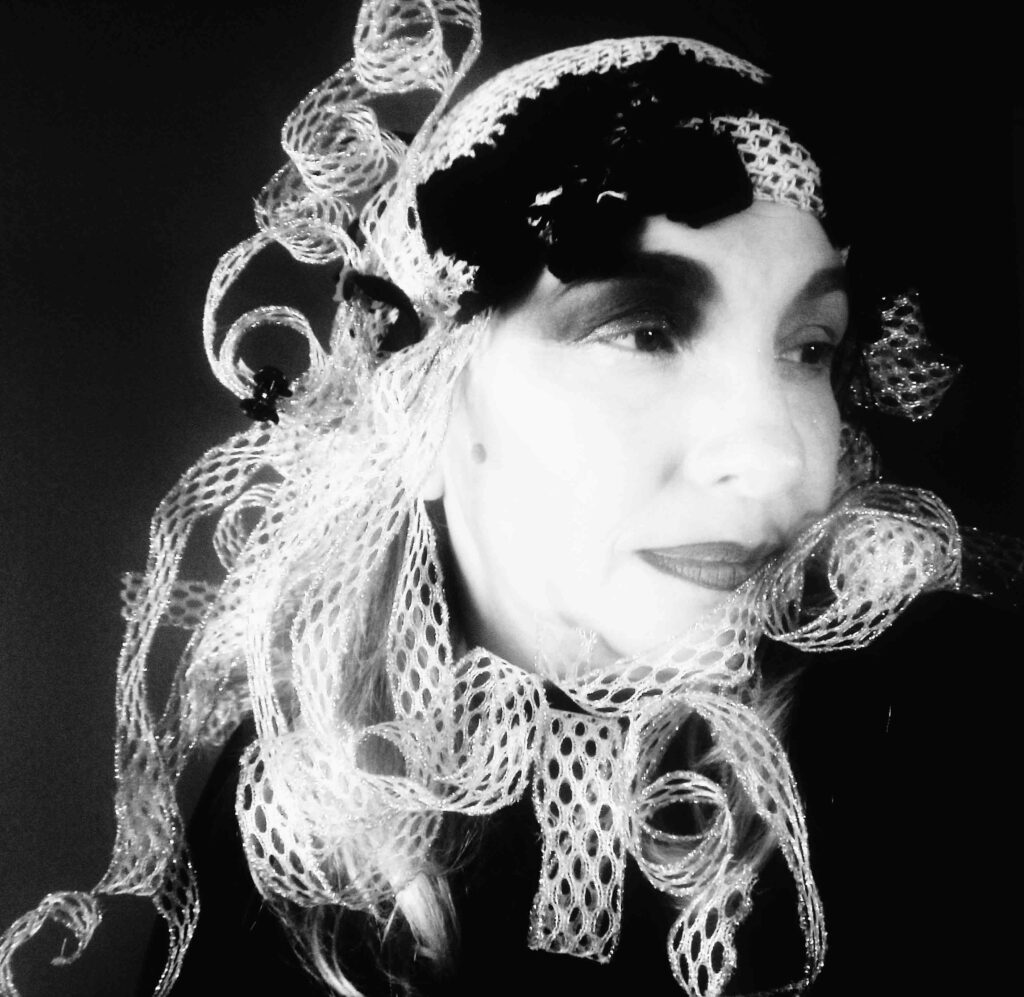 1668364000668 Filmwork.gr.jpg